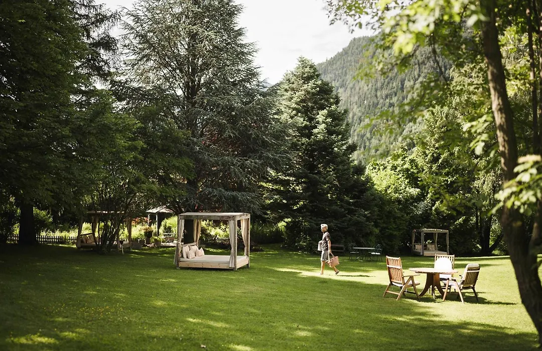 Romantik Hotel & Restaurant Stafler-1